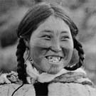 Portrait de Kila, région du détroit Dolphin et Union, Coronation Gulf, Nunavut, 1916